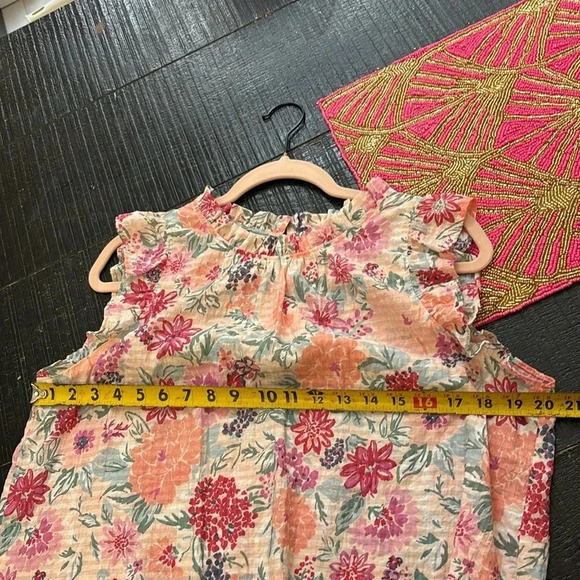 LOFT Floral Mock Neck Flutter Sleeve Top size L - Picture 7 of 9